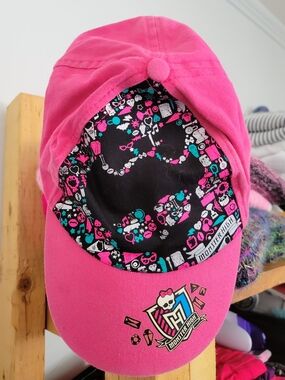 NEW Monster High Pink & Teal Logo Baseball Cap.